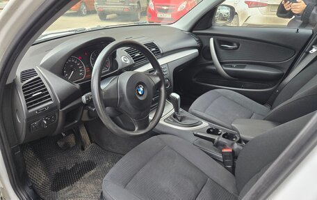 BMW 1 серия, 2010 год, 680 000 рублей, 12 фотография