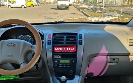 Hyundai Tucson III, 2005 год, 700 000 рублей, 10 фотография