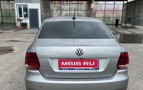 Volkswagen Polo VI (EU Market), 2018 год, 1 200 000 рублей, 2 фотография