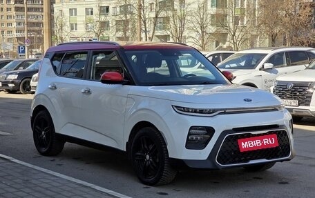 KIA Soul III, 2019 год, 1 975 000 рублей, 3 фотография