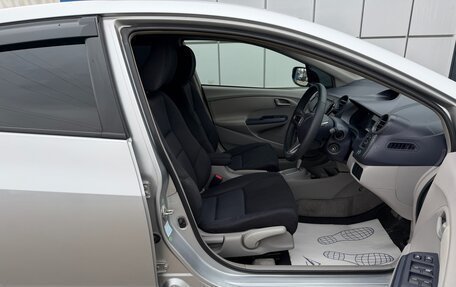 Honda Insight II рестайлинг, 2009 год, 747 000 рублей, 12 фотография