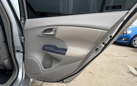 Honda Insight II рестайлинг, 2009 год, 747 000 рублей, 19 фотография