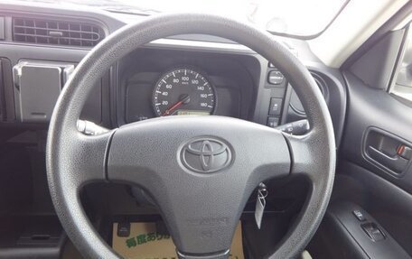 Toyota Succeed I рестайлинг, 2019 год, 1 150 000 рублей, 17 фотография