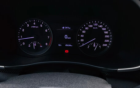 Hyundai Tucson III, 2018 год, 2 420 000 рублей, 9 фотография