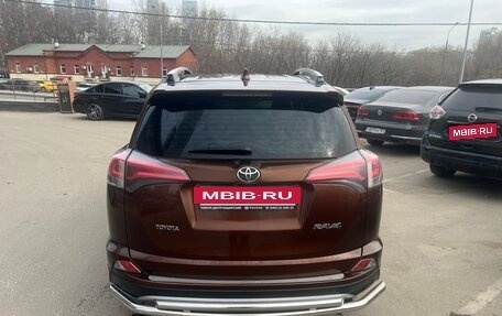 Toyota RAV4, 2017 год, 2 100 000 рублей, 3 фотография