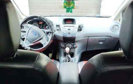 Ford Fiesta, 2011 год, 730 000 рублей, 4 фотография