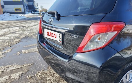 Toyota Vitz, 2011 год, 680 000 рублей, 5 фотография