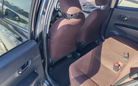 Toyota Vitz, 2011 год, 680 000 рублей, 16 фотография