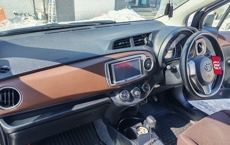 Toyota Vitz, 2011 год, 680 000 рублей, 20 фотография