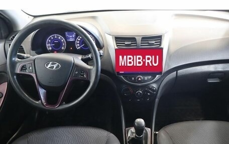Hyundai Solaris II рестайлинг, 2012 год, 655 200 рублей, 11 фотография