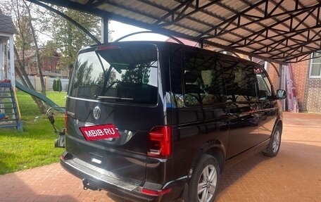 Volkswagen Multivan T6 рестайлинг, 2020 год, 4 500 000 рублей, 7 фотография