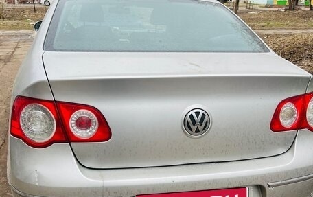 Volkswagen Passat B6, 2010 год, 830 000 рублей, 2 фотография