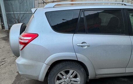 Toyota RAV4, 2011 год, 1 450 000 рублей, 2 фотография