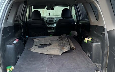 Toyota RAV4, 2011 год, 1 450 000 рублей, 24 фотография