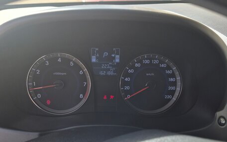 Hyundai Solaris II рестайлинг, 2015 год, 950 000 рублей, 2 фотография