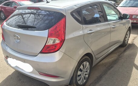 Hyundai Solaris II рестайлинг, 2015 год, 950 000 рублей, 6 фотография