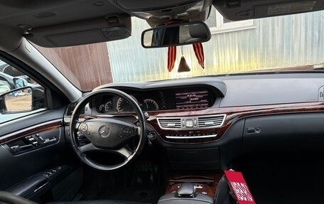 Mercedes-Benz S-Класс, 2011 год, 1 700 000 рублей, 8 фотография