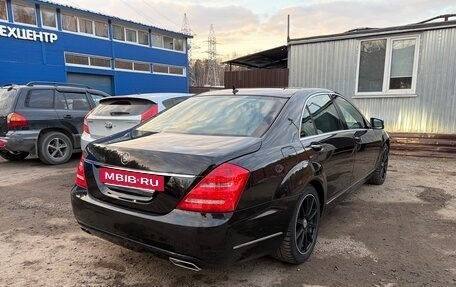 Mercedes-Benz S-Класс, 2011 год, 1 700 000 рублей, 4 фотография