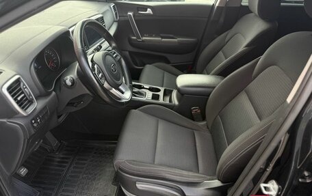 KIA Sportage IV рестайлинг, 2021 год, 2 799 000 рублей, 10 фотография