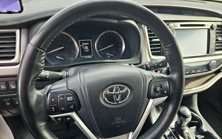 Toyota Highlander III, 2014 год, 3 600 000 рублей, 1 фотография