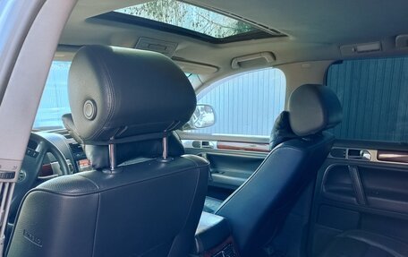 Volkswagen Touareg III, 2005 год, 680 000 рублей, 8 фотография