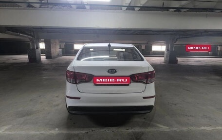 KIA Rio III рестайлинг, 2017 год, 850 000 рублей, 9 фотография