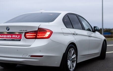 BMW 3 серия, 2015 год, 1 780 000 рублей, 3 фотография