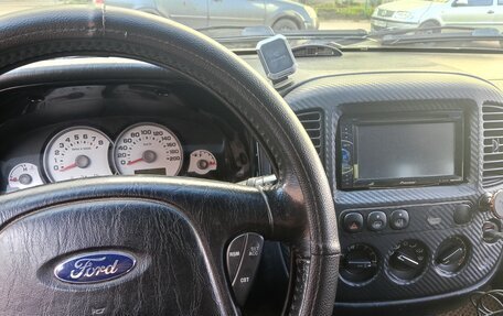 Ford Maverick, 2006 год, 490 000 рублей, 8 фотография