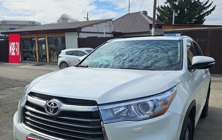 Toyota Highlander III, 2014 год, 3 600 000 рублей, 10 фотография