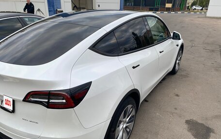 Tesla Model Y I, 2021 год, 4 000 000 рублей, 6 фотография