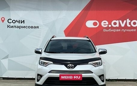 Toyota RAV4, 2018 год, 2 750 000 рублей, 2 фотография