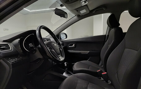 KIA Rio III рестайлинг, 2017 год, 1 367 000 рублей, 20 фотография