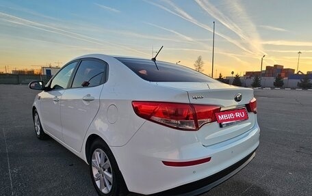 KIA Rio III рестайлинг, 2016 год, 892 000 рублей, 6 фотография