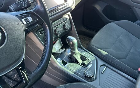 Volkswagen Tiguan II, 2017 год, 2 499 000 рублей, 11 фотография