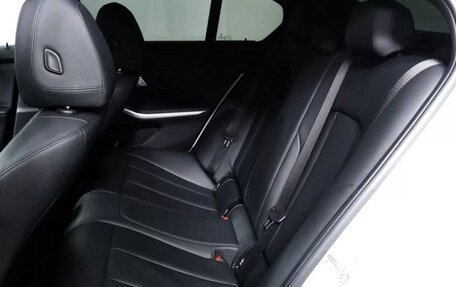 BMW 3 серия, 2019 год, 2 350 000 рублей, 6 фотография