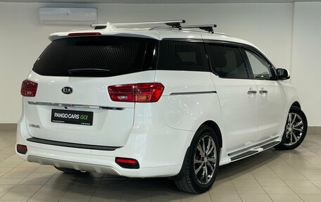 KIA Carnival III, 2018 год, 2 720 000 рублей, 5 фотография