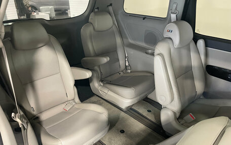 KIA Carnival III, 2018 год, 2 720 000 рублей, 20 фотография