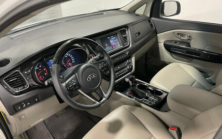 KIA Carnival III, 2018 год, 2 720 000 рублей, 25 фотография