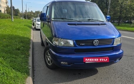 Volkswagen Transporter T4, 2002 год, 2 000 000 рублей, 2 фотография
