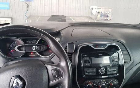 Renault Kaptur I рестайлинг, 2019 год, 1 100 000 рублей, 7 фотография