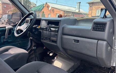 Volkswagen Transporter T4, 1993 год, 450 000 рублей, 2 фотография