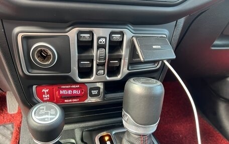 Jeep Wrangler, 2018 год, 5 300 000 рублей, 6 фотография