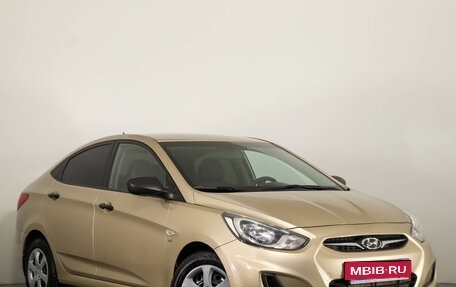 Hyundai Solaris II рестайлинг, 2014 год, 999 000 рублей, 1 фотография