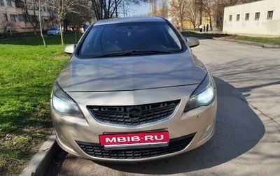 Opel Astra J, 2011 год, 460 000 рублей, 1 фотография