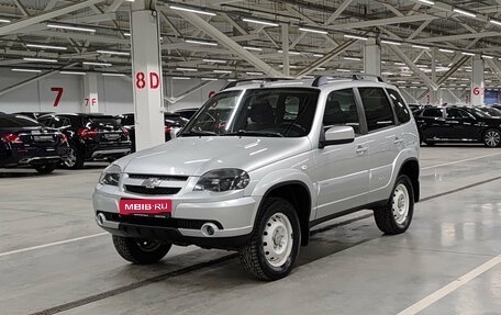 Chevrolet Niva I рестайлинг, 2017 год, 655 000 рублей, 1 фотография