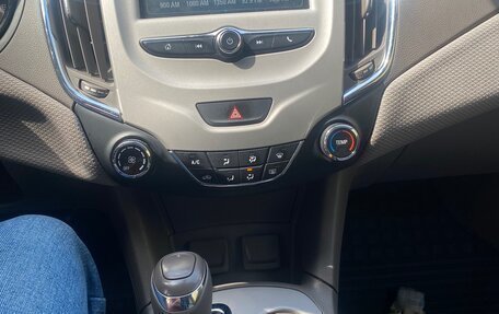 Chevrolet Cruze II, 2017 год, 1 100 000 рублей, 10 фотография