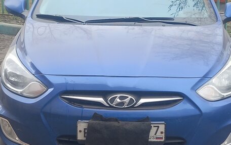 Hyundai Solaris II рестайлинг, 2013 год, 500 000 рублей, 2 фотография
