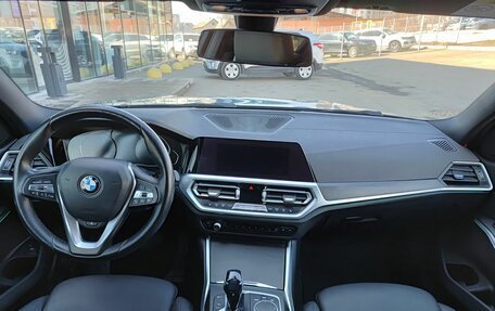 BMW 3 серия, 2020 год, 2 850 000 рублей, 17 фотография