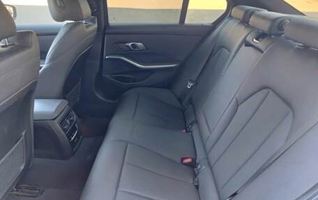 BMW 3 серия, 2020 год, 2 850 000 рублей, 15 фотография