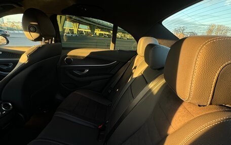 Mercedes-Benz E-Класс, 2020 год, 5 200 000 рублей, 15 фотография